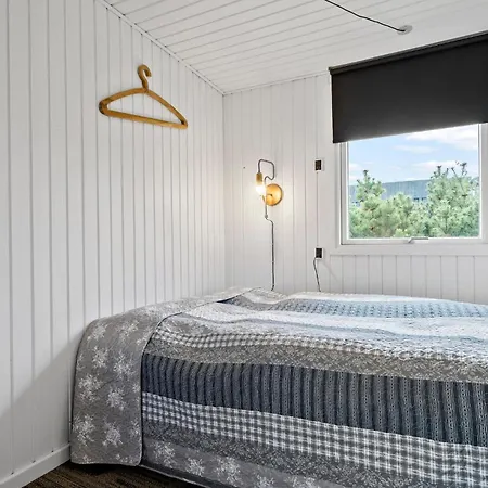 3 Bedroom Awesome In Ulfborg