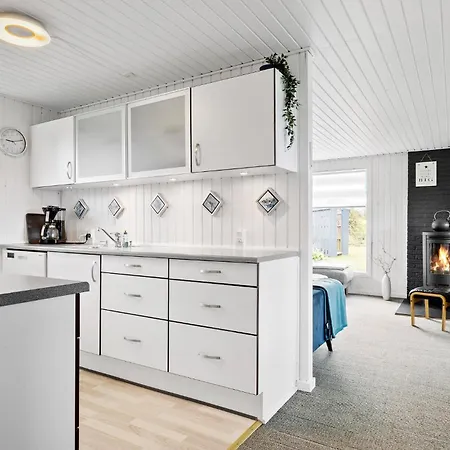 3 Bedroom Awesome In Vakantiehuis Ulfborg