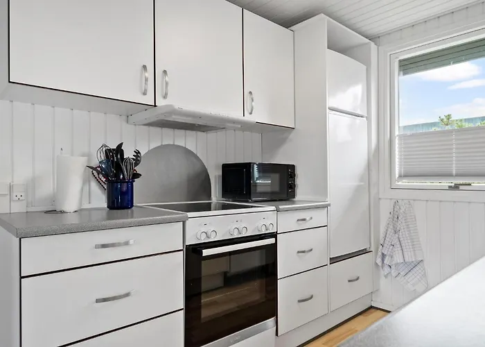 3 Bedroom Awesome In Holiday home Ulfborg