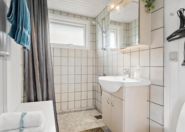 Holiday home 3 Bedroom Awesome In *