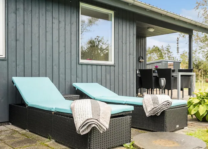 3 Bedroom Awesome In Holiday home Ulfborg
